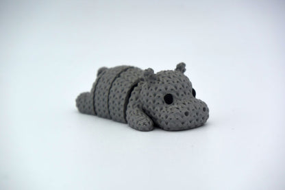 Knitted Articulated Hippo - image 3