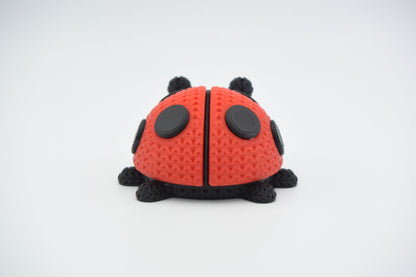 Knitted Ladybug - image 3