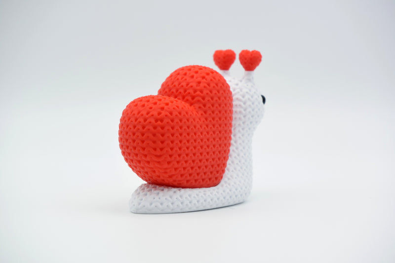 Knitted Valentine's Day Snail - image 3